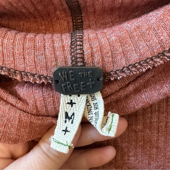 Free People We The Free Londontown Thermal Long Sleeve Tee Womens Size Medium - Picture 6 of 12